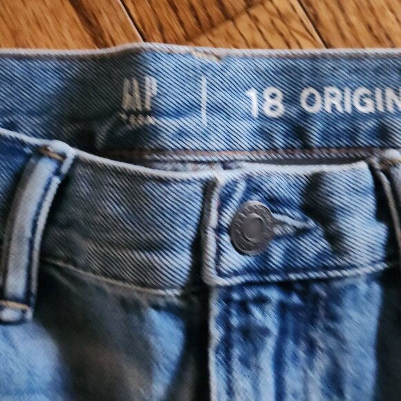 New with Tags Boys GAP jeans - Picture 4 of 5